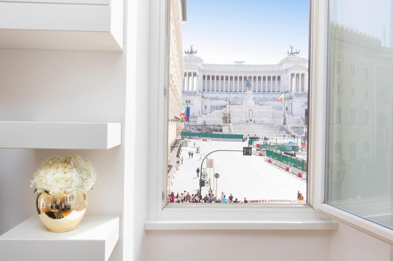 Amazing Vista Piazza Venezia Apartment Rome Bagian luar foto