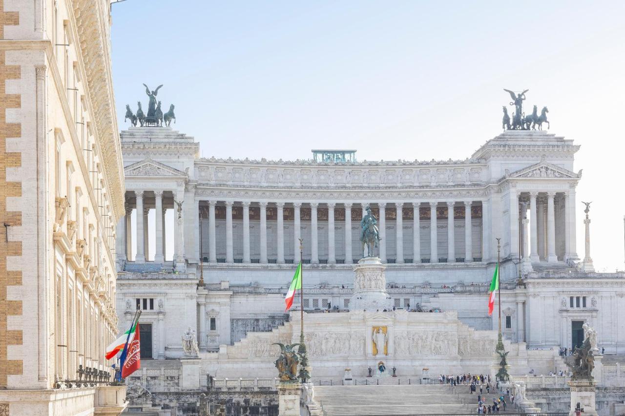 Amazing Vista Piazza Venezia Apartment Rome Bagian luar foto