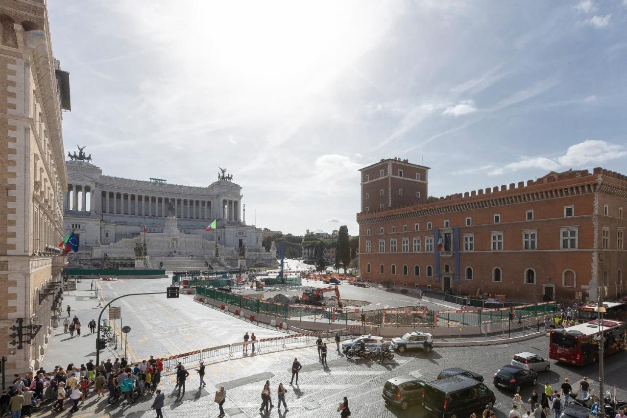Amazing Vista Piazza Venezia Apartment Rome Bagian luar foto